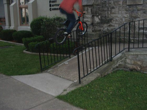 stevedoublepegstall.jpg